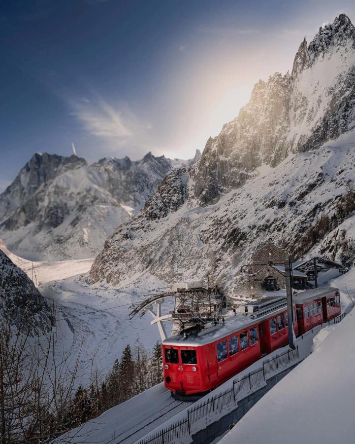 Majestic Broadway - 4 Star Apartment With Spectacular Views Chamonix Bagian luar foto